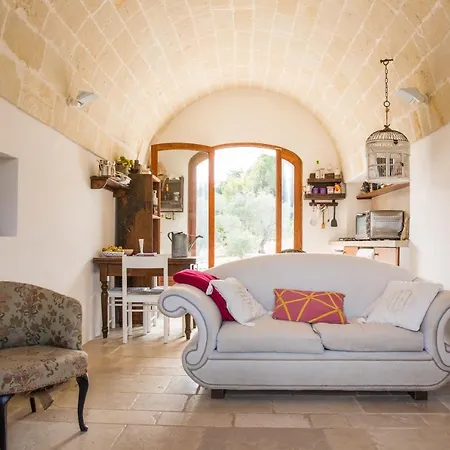 Villa Trulli Nel Cuore Della Valle D'itria Con Piscina Privata *
