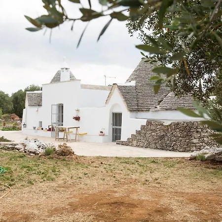 Trulli Nel Cuore Della Valle D'itria Con Piscina Privata Villa