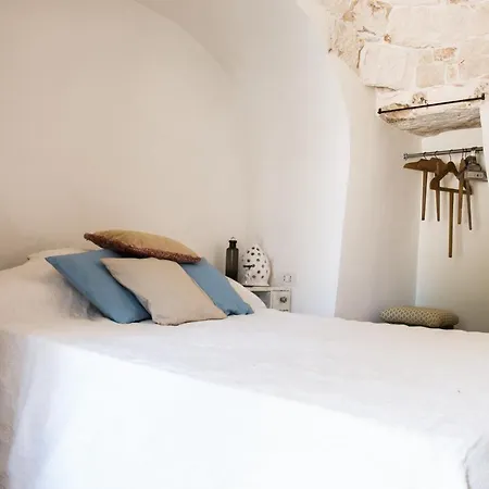 Villa Trulli Nel Cuore Della Valle D'itria Con Piscina Privata